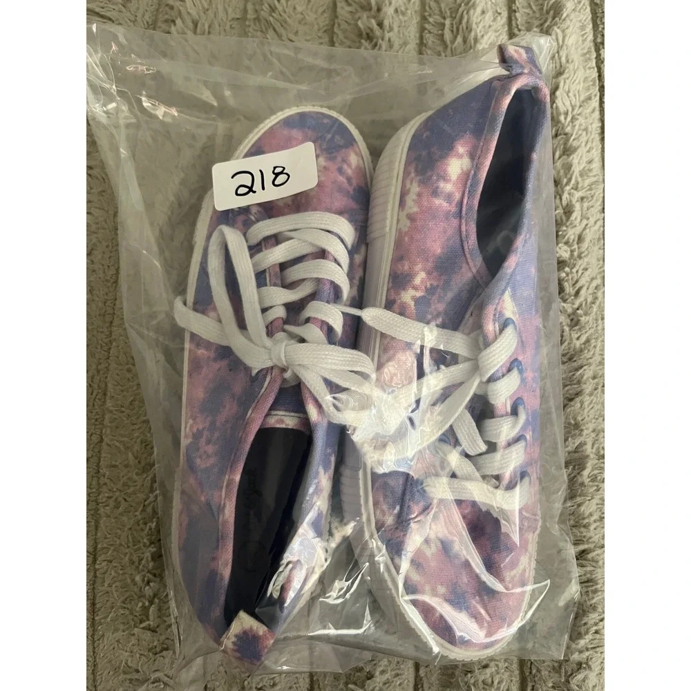 Cat & Jack Kids Tie Dye Canvas Sneakers Purple Pink Low Top Lace Up Size 4